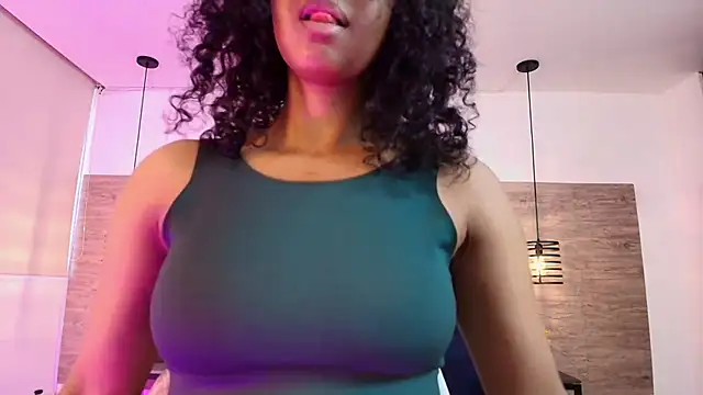 Snapshot of Ellie-Alves chatting on 25, 6, 2026 Ellie-Alves online show from 25, 6, 2026