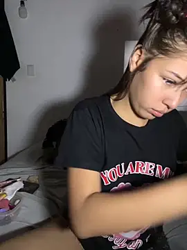 Kitty20205 online show from 9, 2, 2026