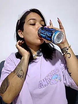 Lilitth  online show from 5, 3, 2026