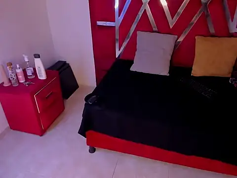sweetdesireasm online show from 23, 4, 2026