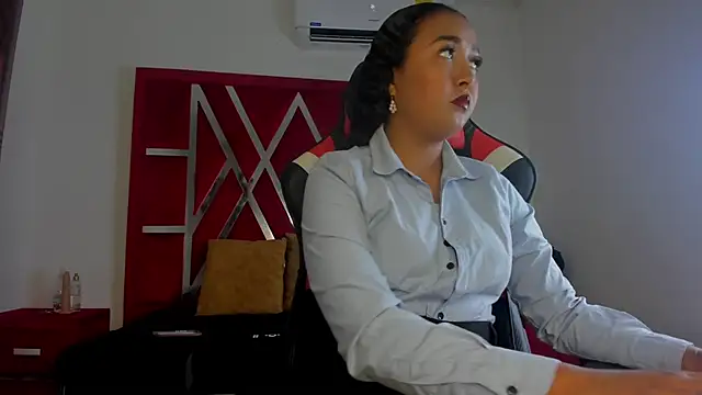 sweetdesireasm online show from 18, 4, 2026