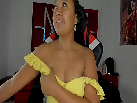 sweetdesireasm online show from 22, 4, 2026