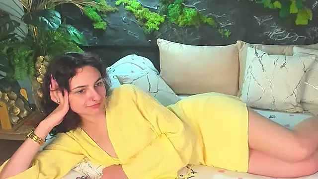Snapshot of RIANA_SI chatting on 19, 5, 2026 RIANA SI online show from 19, 5, 2026