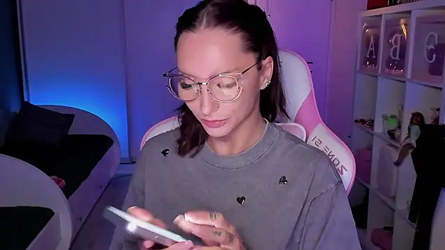 SibylVex online show from 6, 2, 2026