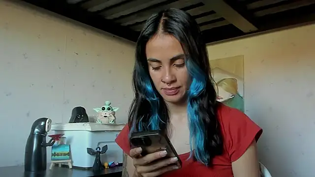 Snapshot of azula_lillet chatting on 15, 6, 2026 azula lillet online show from 15, 6, 2026