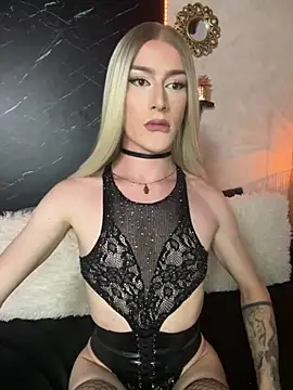 Snapshot of Alana_Stone chatting on 10, 6, 2026 Alana Stone online show from 10, 6, 2026