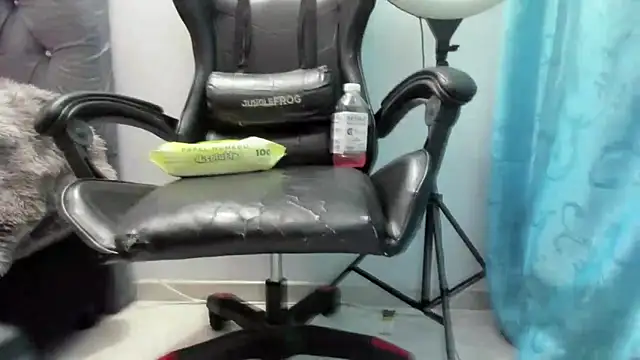 Girl kataleya10 online show from 3, 3, 2026