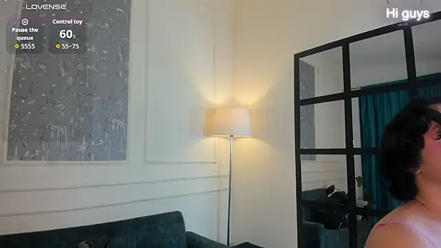 Nicki Ripperton online show from 22, 4, 2026