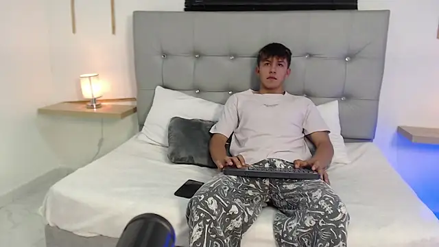 johnny blake  online show from 19, 1, 2026