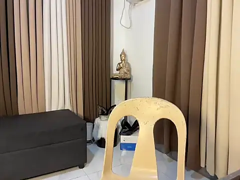 savanna pleasure online show from 16, 5, 2026