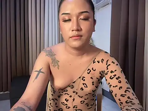 savanna pleasure online show from 16, 5, 2026