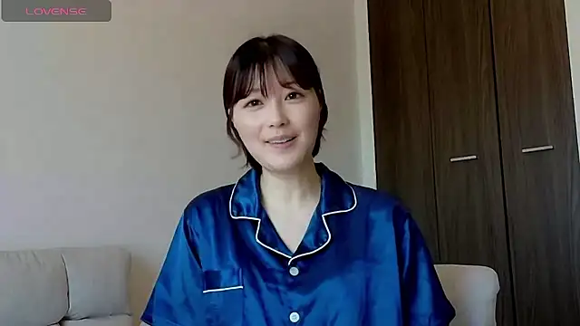 isshiki00 online show from 17, 5, 2026