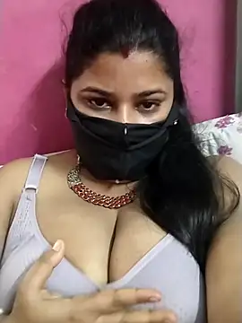 pinkisaha75 online show from 19, 4, 2026