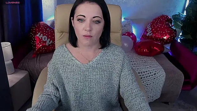 Dafni Monn online show from 9, 2, 2025