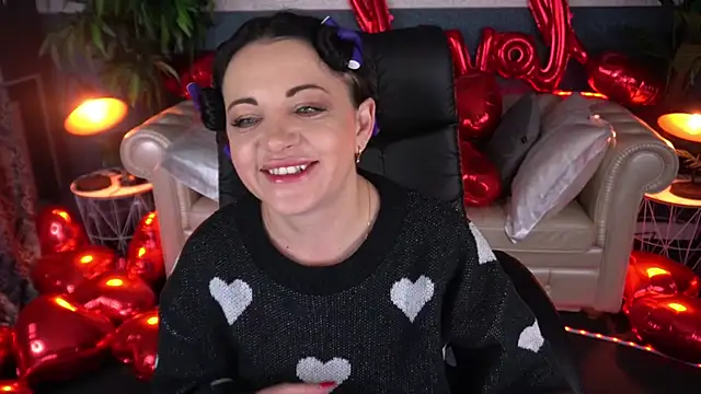 Dafni Monn online show from 7, 2, 2026