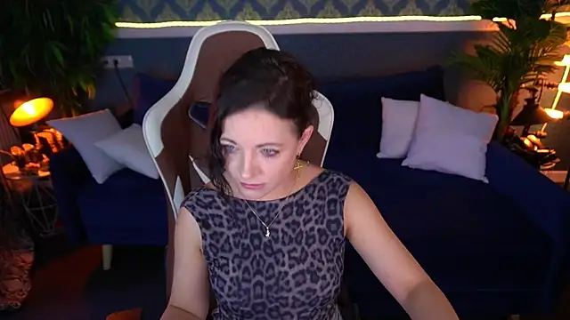 Dafni Monn online show from 24, 7, 2026