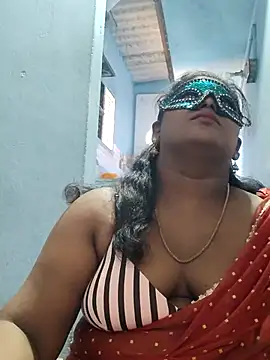 Snapshot of divyasree1431 chatting on 14, 6, 2026 divyasree1431 online show from 14, 6, 2026