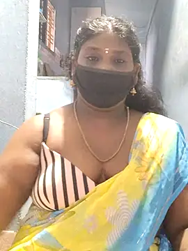 Snapshot of divyasree1431 chatting on 26, 6, 2026 divyasree1431 online show from 26, 6, 2026