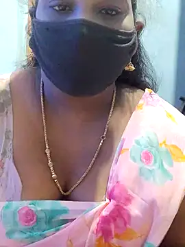 Snapshot of divyasree1431 chatting on 4, 7, 2026 divyasree1431 online show from 4, 7, 2026