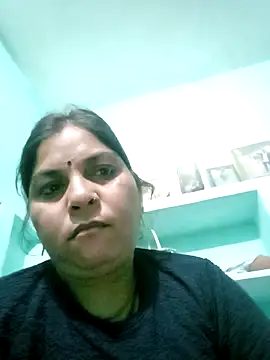 Rashmi2563 online show from 2, 5, 2026