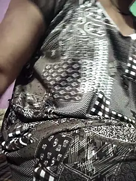 Snapshot of Nilam_cute chatting on 3, 6, 2026 Nilam cute online show from 3, 6, 2026