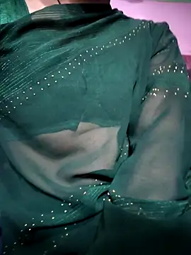 Nilam cute online show from 28, 2, 2026