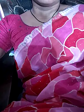Snapshot of Nilam_cute chatting on 7, 5, 2026 Nilam cute online show from 7, 5, 2026