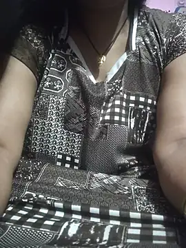 Snapshot of Nilam_cute chatting on 17, 5, 2026 Nilam cute online show from 17, 5, 2026
