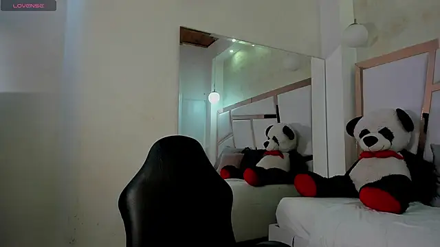 tatikanyx online show from 20, 6, 2026