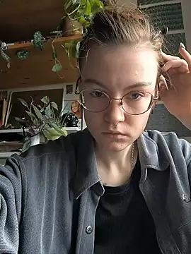 Shy Bamby online show from 30, 5, 2026