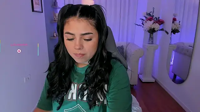 Snapshot of taylor_smiith1 chatting on 5, 6, 2026 taylor smiith1 online show from 5, 6, 2026