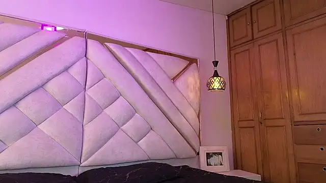 zoevg online show from 25, 3, 2026