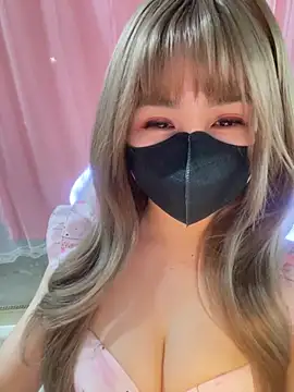 -Violet-t online show from 11, 4, 2026