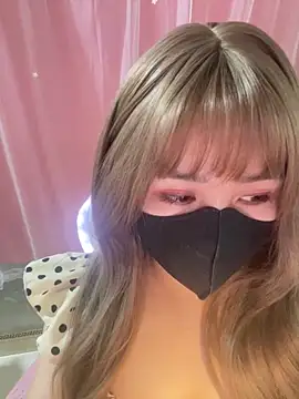 -Violet-t online show from 10, 4, 2026