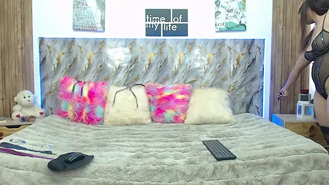 rossyvalbuena online show from 10, 3, 2026