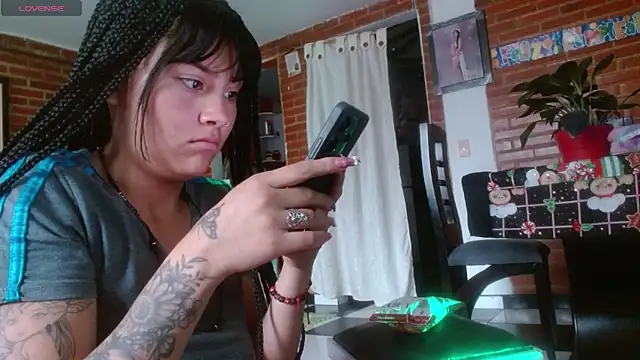 Lia rouse04 online show from 24, 3, 2026