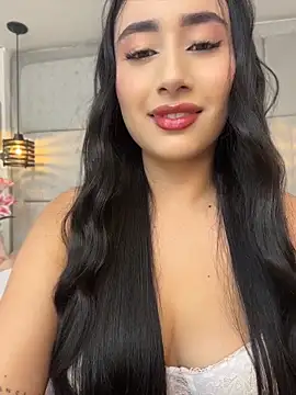 IvonneOwen online show from 20, 6, 2026