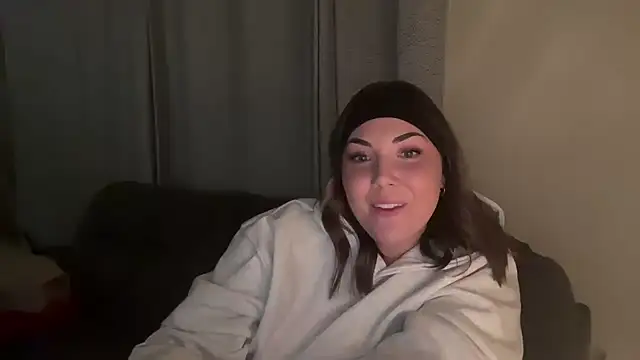 BellaMarieXO online show from 22, 3, 2026