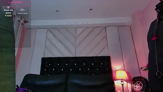 Scaarlett prince online show from 5, 3, 2026