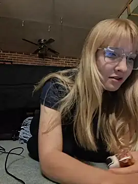 Snapshot of BunnySnowFlake chatting on 12, 6, 2026 BunnySnowFlake online show from 12, 6, 2026