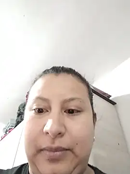 SexyandnaughtyLatinos online show from 19, 5, 2026