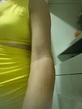 Snapshot of mariana_santacoloma chatting on 2, 7, 2026 mariana santacoloma online show from 2, 7, 2026