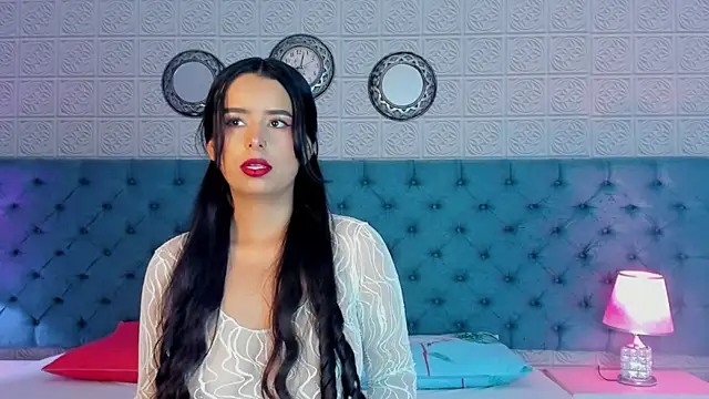 TinyRosee online show from 3, 3, 2026