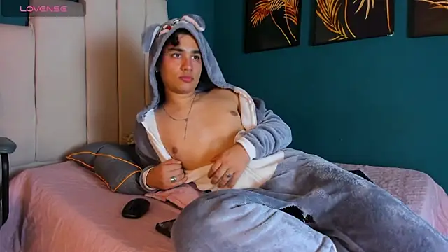 Fran Smiths online show from 7, 2, 2026