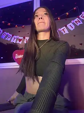 EmmaJhoons online show from 16, 2, 2026