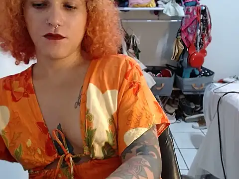 Snapshot of Queen_Domme_de_paus chatting on 10, 5, 2026 Queen Domme de paus online show from 10, 5, 2026