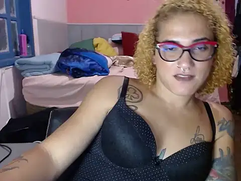 Queen Domme de paus online show from 2, 2, 2026