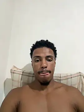 LorenzoBlack27 online show from 19, 4, 2026