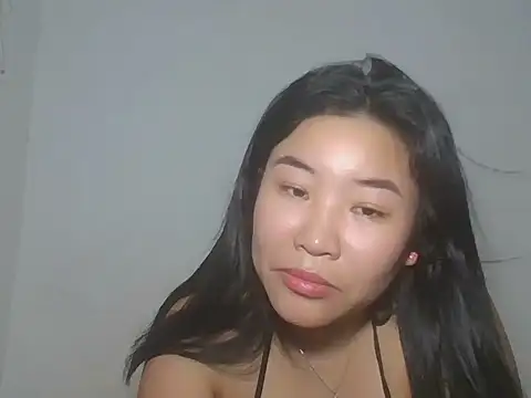 Zyeiii online show from 25, 3, 2026