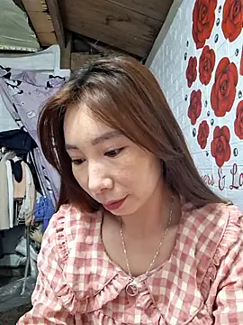 Adela-222 online show from 10, 4, 2026